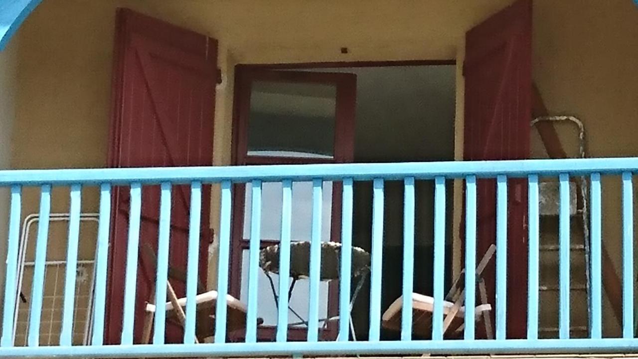 Joli Studio Avec Balcon Donnant Sur La Montagne 圣玛丽德康庞 外观 照片